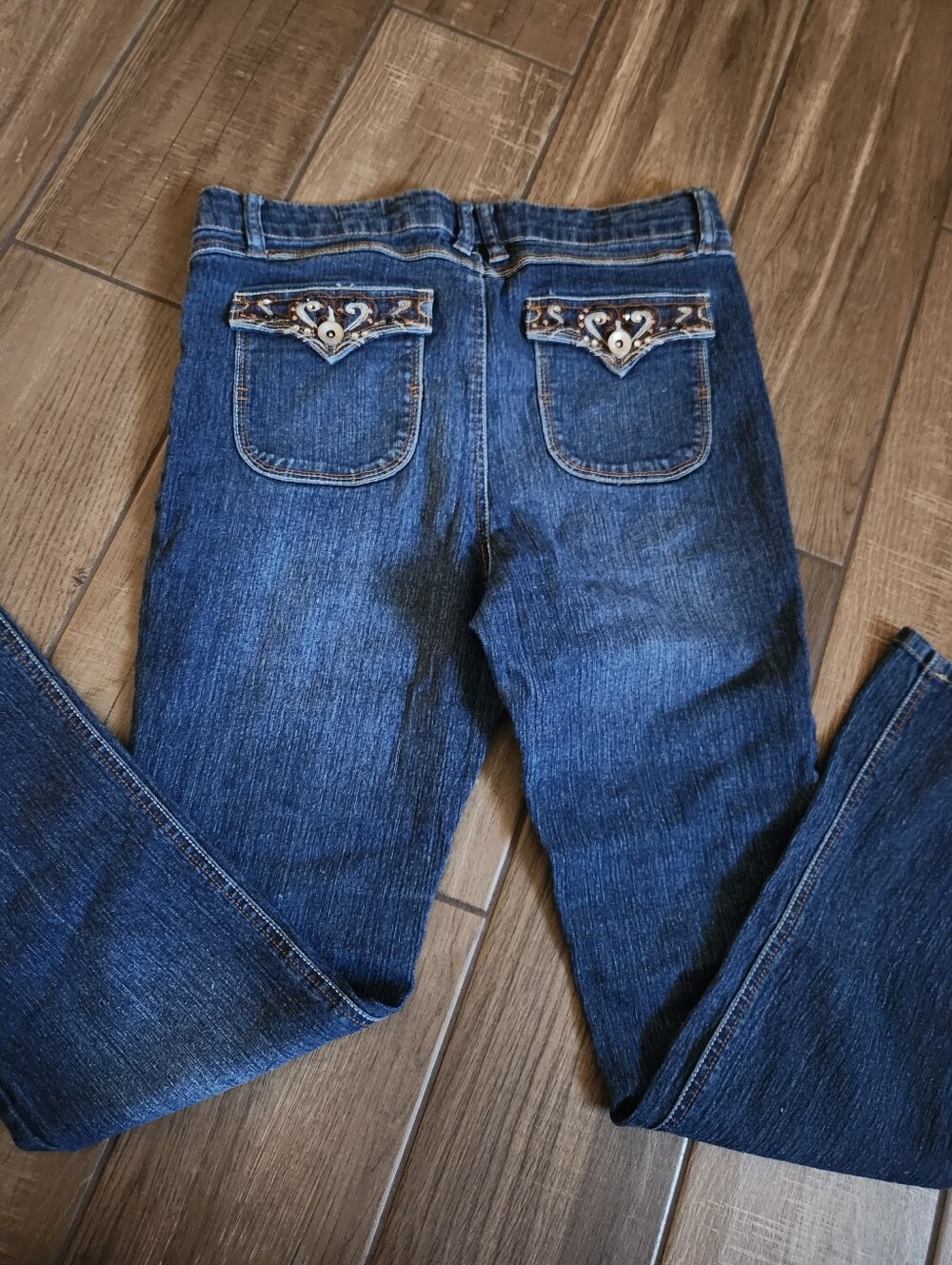 Women's Dark Blue Straight-Leg Jeans with Embellished Pocket